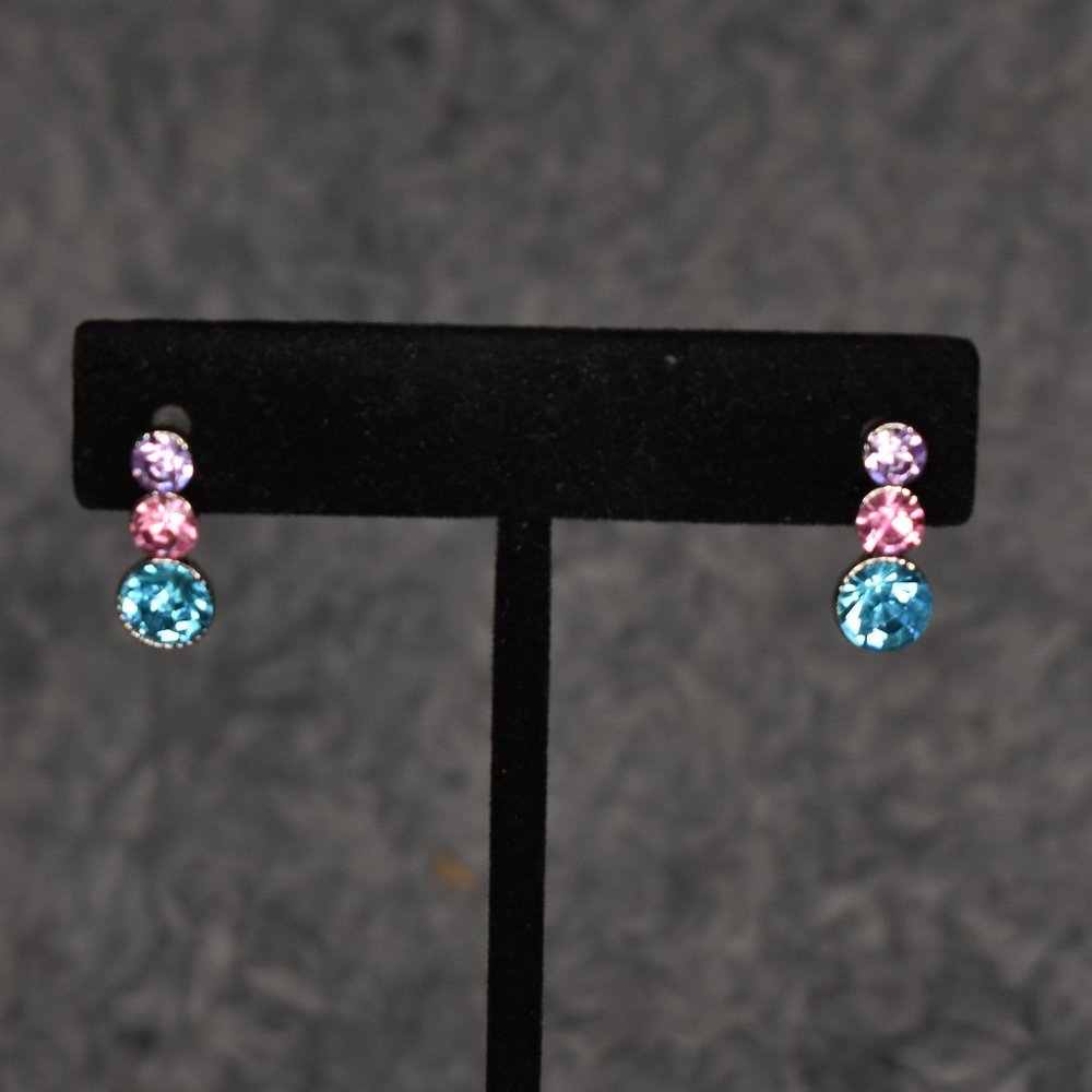 🔥 3/$15 NWT Paparazzi Crystal Drop Earrings